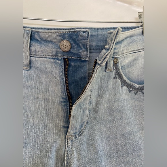 NYDJ AMI Skinny Ankle Jeans - Picture 9 of 12